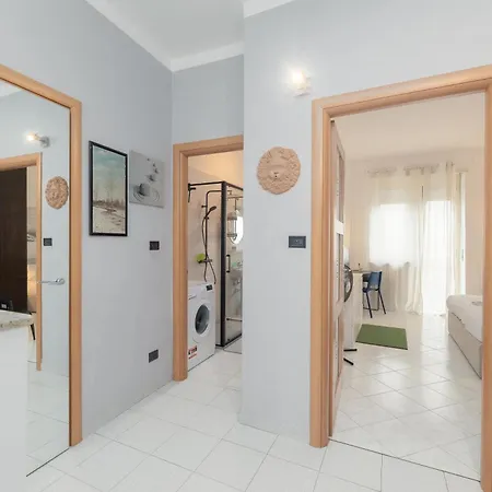 Appartement Guido Reni 12 *